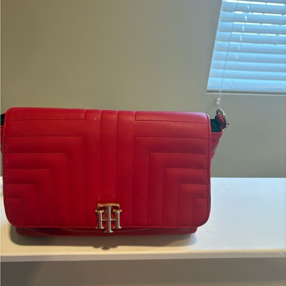 Tommy Hilfiger Red Crossbody Bag with Quilted Design